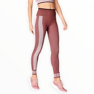 NWT! Fabletics High-Waisted Pink Seamless Ribbed Workout Exercise Leggings
